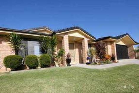 18 Coronation St, Old Bar, NSW 2430