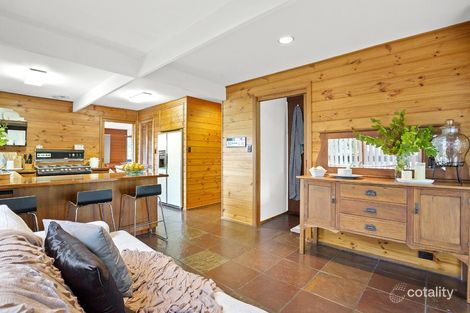 Property photo of 14 Landau Drive Warranwood VIC 3134