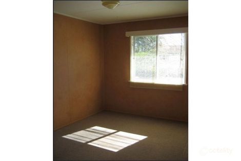 Property photo of 23 Warrawong Street Eastern Heights QLD 4305