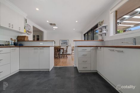Property photo of 4 Baseby Place Kambah ACT 2902