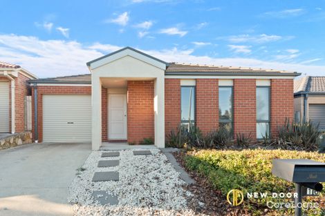 Property photo of 16 Loveday Crescent Casey ACT 2913