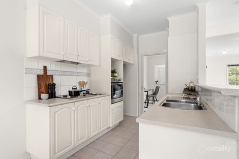Property photo of 2 Wattletree Drive Taylors Hill VIC 3037