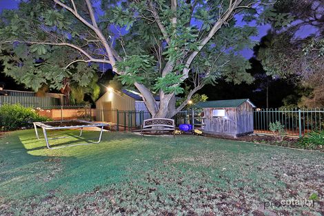 237 Grove Rd, Lesmurdie, WA 6076