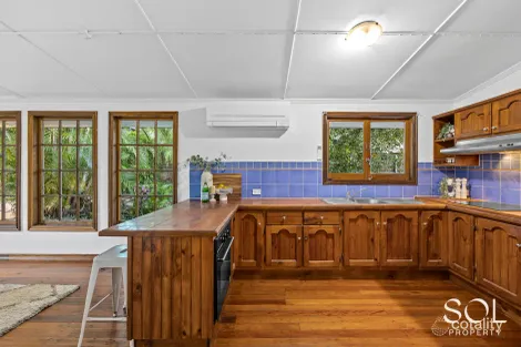 Property photo of 11 Spenlow Street Chermside West QLD 4032
