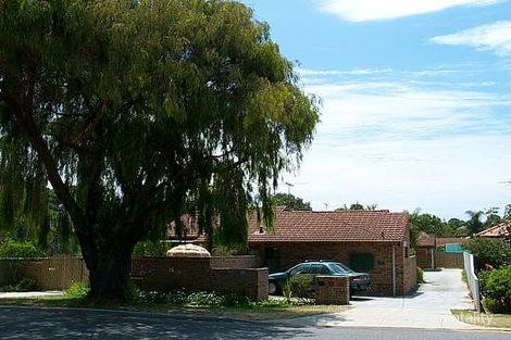 20 Adrian St, Palmyra, WA 6157