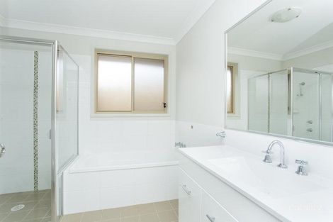 Property photo of 5 Verdelho Avenue Cessnock NSW 2325