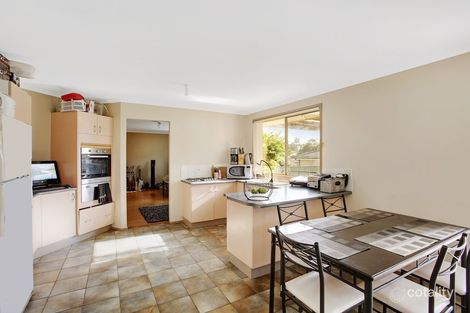 Property photo of 33 Kellerman Drive St Helens Park NSW 2560