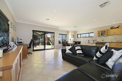 Property photo of 2 Joan Avenue Glengowrie SA 5044