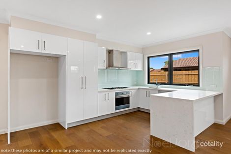 Property photo of 14/14A Greenwood Avenue Ringwood VIC 3134