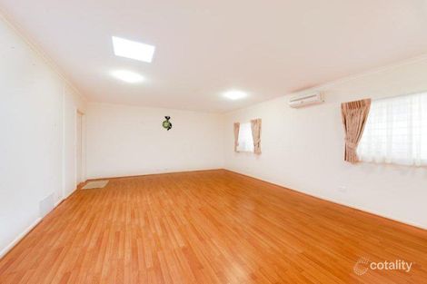 Property photo of 8 Fernhill Street Glen Waverley VIC 3150