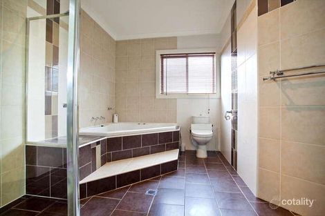 Property photo of 6 Bibb Place West Hoxton NSW 2171