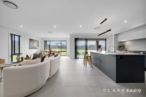 Property photo of 10 Cliften Avenue Cliftleigh NSW 2321