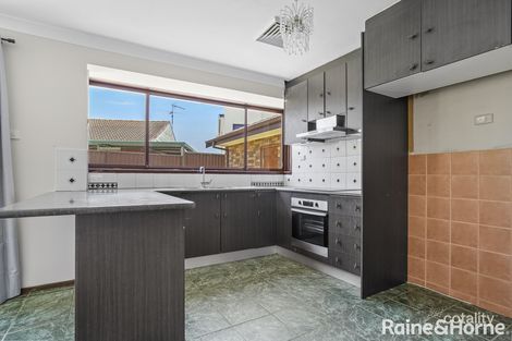 10 Dashmere St, Bossley Park, NSW 2176