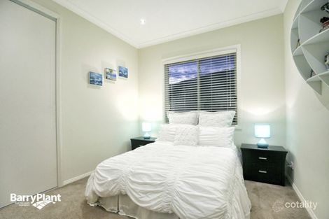 Property photo of 6 Newlyn Drive Craigieburn VIC 3064