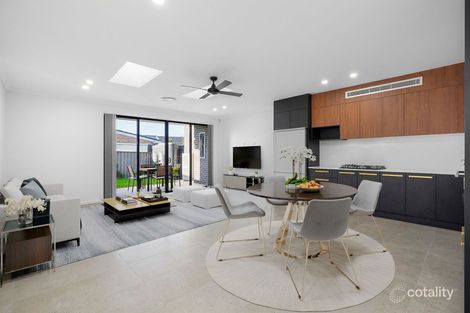 Property photo of 3/1 Sandown Close Casula NSW 2170