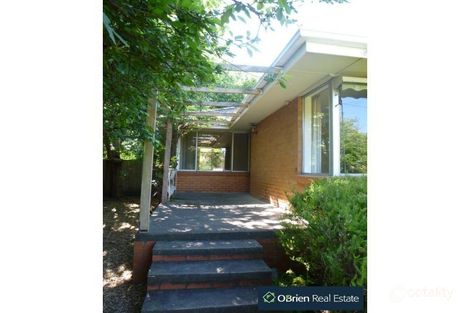 Property photo of 11 Evan Street Berwick VIC 3806