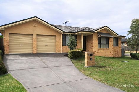 1/2 Peppercorn Cl, Aberglasslyn, NSW 2320