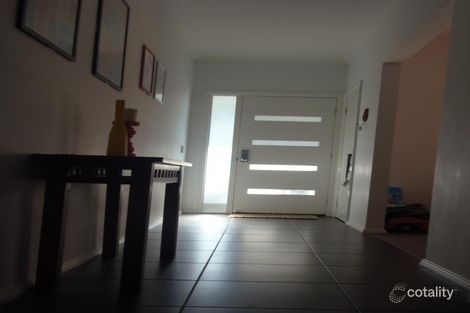 Property photo of 1 The Entrance Caroline Springs VIC 3023