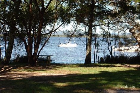 Property photo of 52 Teewah Road Boreen Point QLD 4565