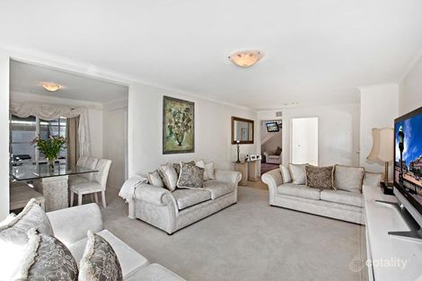 Property photo of 9 Stringybark Court Ringwood North VIC 3134