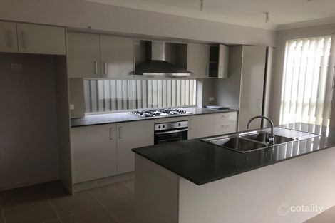 4 Walker St, Oran Park, NSW 2570
