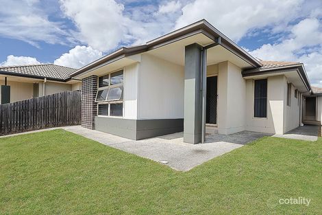 Property photo of 64 Sovereign Drive Deebing Heights QLD 4306