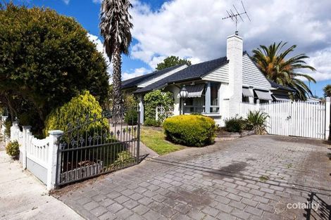 Property photo of 15 Poplar Crescent Bellfield VIC 3081