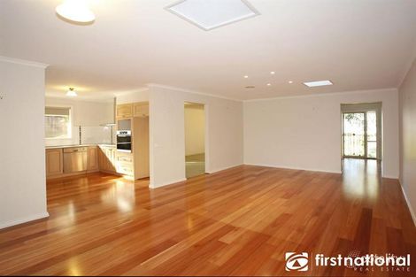 Property photo of 10 Glendale Crescent Berwick VIC 3806