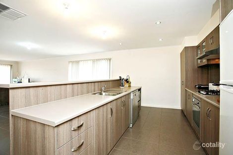 64 Nicholl Ave, Aldinga Beach, SA 5173