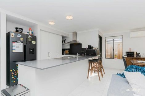 Property photo of 15 Grazier Way Ellenbrook WA 6069