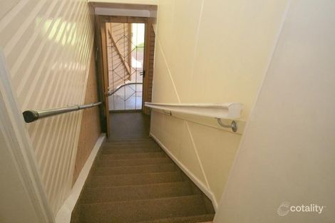 Property photo of 2 Suzanne Street Wynnum West QLD 4178