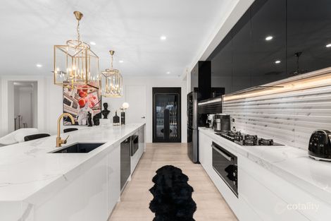 Property photo of 7 Melissa Court South Morang VIC 3752