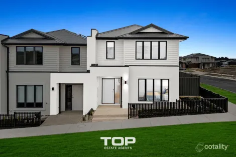 Property photo of 2 Bondi Walk Berwick VIC 3806