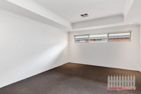 Property photo of 26 Albillo Parade Caversham WA 6055