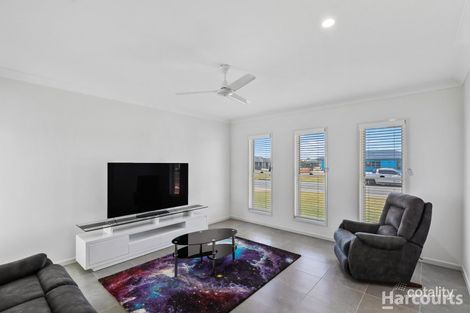 Property photo of 8 Richard Charles Drive Kawungan QLD 4655