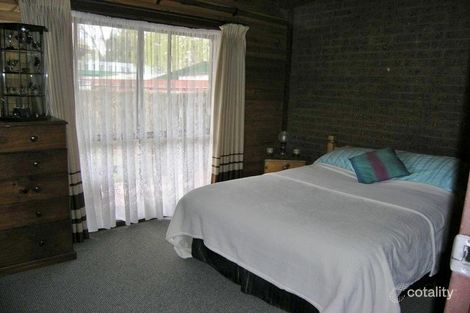 Property photo of 9/7055 Great Alpine Road Porepunkah VIC 3740
