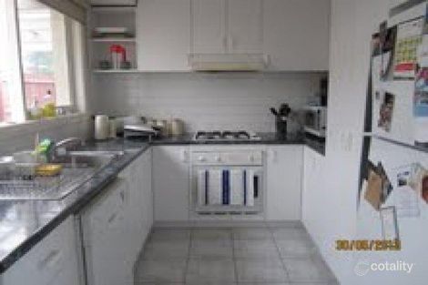 Property photo of 2/7 Pauline Avenue Dingley Village VIC 3172