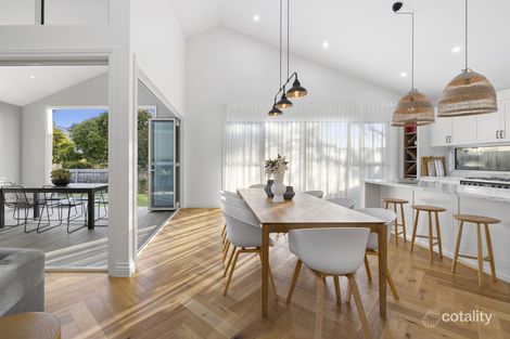 Property photo of 18 Belle Crescent Mordialloc VIC 3195