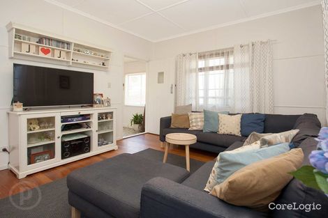 Property photo of 19 Bredden Street Chapel Hill QLD 4069