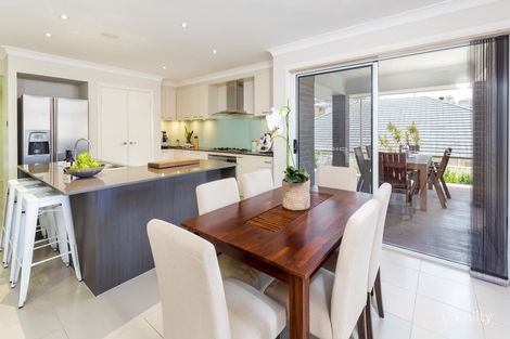 Property photo of 25 Fitzwilliam Circuit Macquarie Hills NSW 2285