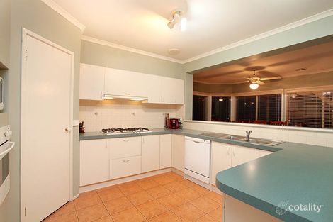 Property photo of 7 Lyell Place Taylors Lakes VIC 3038