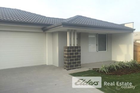 8 Acerosa Bvd, Halls Head, WA 6210
