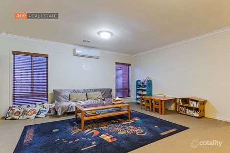 Property photo of 10 Beagle Street Tarneit VIC 3029