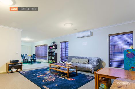 Property photo of 10 Beagle Street Tarneit VIC 3029