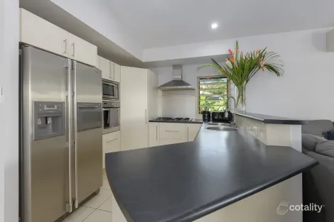 Property photo of 5 Sunbird Close Craiglie QLD 4877