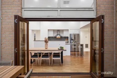Property photo of 8 Gidran Way Clyde North VIC 3978
