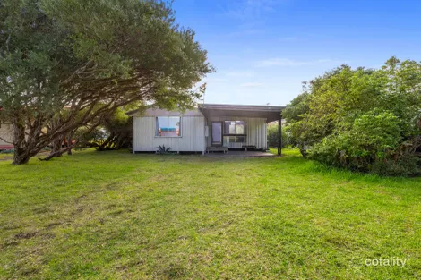 Property photo of 73 Beach Parade Sandy Point VIC 3959