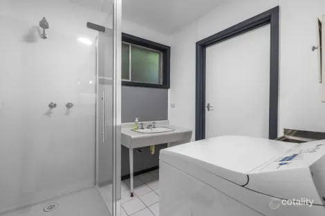 Property photo of 73 Beach Parade Sandy Point VIC 3959