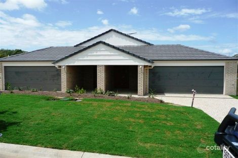 Property photo of 2/10 Bella Boulevard Pimpama QLD 4209