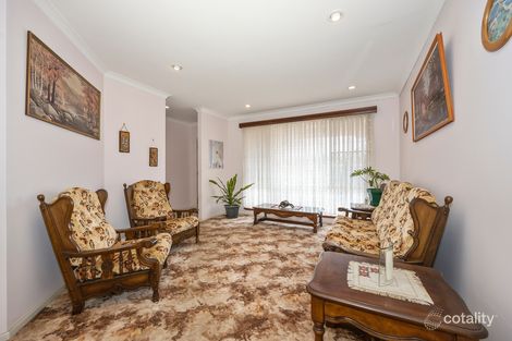 Property photo of 7 Lyrebird Square Ballajura WA 6066